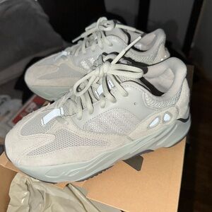 Yeezy Kids Sneakers - Gray and Cream